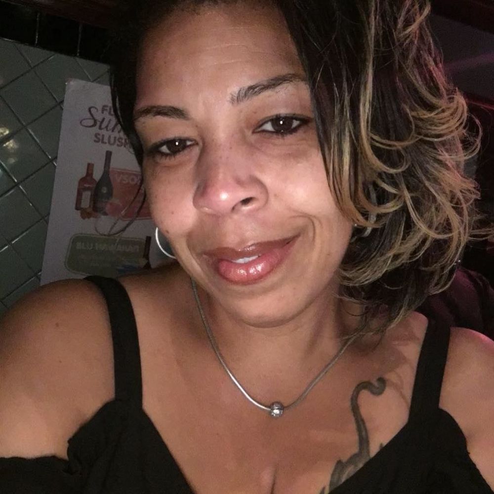 Meet your Posher, Etta